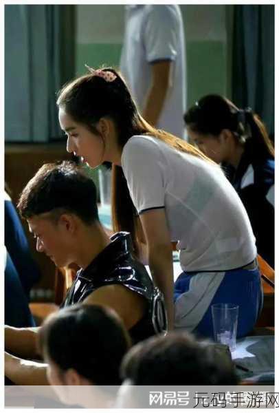 夏天校服太透了R头凸出来了：1. 夏季校服透视问题引发的尴尬时刻