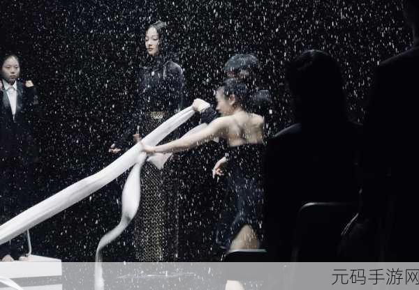 欧美致敬很多经典的黑白MV:1. 经典黑白旋律:时光中的交响与回忆