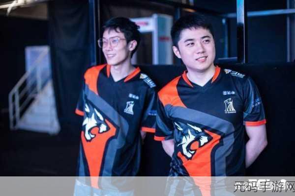 三个人也不错1v2：1. 三人合作突破：一对二的精彩较量