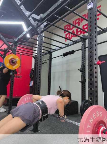私教1V2训练：1. ＂双人训练挑战：提升力量与耐力的新方式