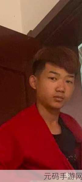 专约老阿姨精神小伙返场是真的吗：1. 专约老阿姨与精神小伙的真实故事揭秘