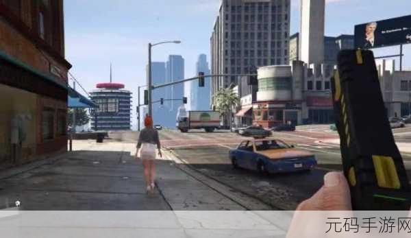 GTA5，车内战斗武器选择多样，微型冲锋枪并非唯一