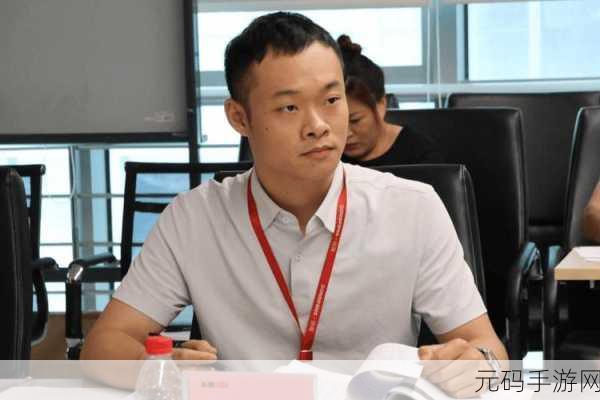 乔经理王总把我拉到洗手间：1. 乔经理和王总在洗手间的意外交流