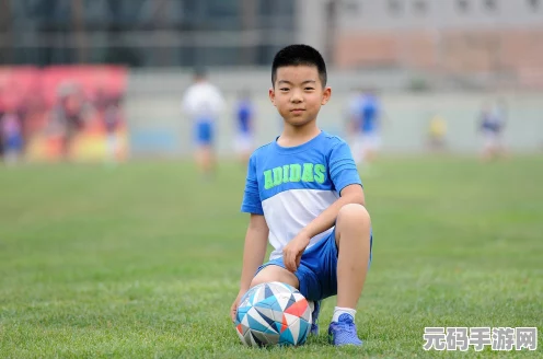 绿茵揭秘，实况足球普卡前腰，谁主沉浮？