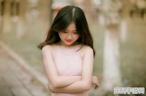 少女前线2追放夏日风情，莓果沙巴翁皮肤魅力揭秘