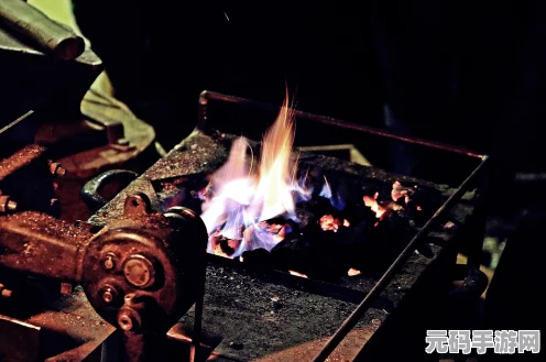 CF手游投掷艺术，手雷精选指南，揭秘四大热门手雷