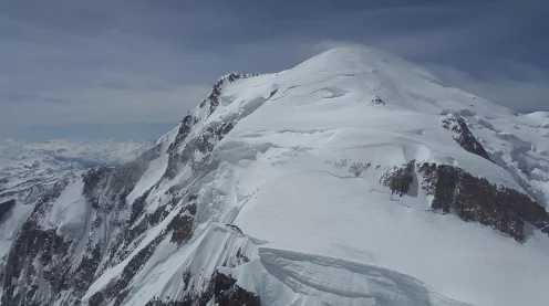 烟雨江湖，探寻雪兔子，解锁雪山奇缘
